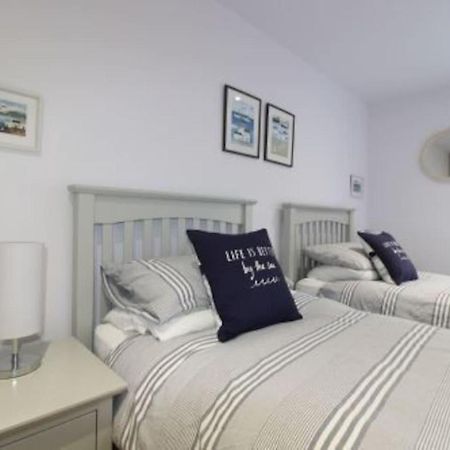 Middle Chine - 2 Bedroom Holiday Home Bournemouth Exterior foto