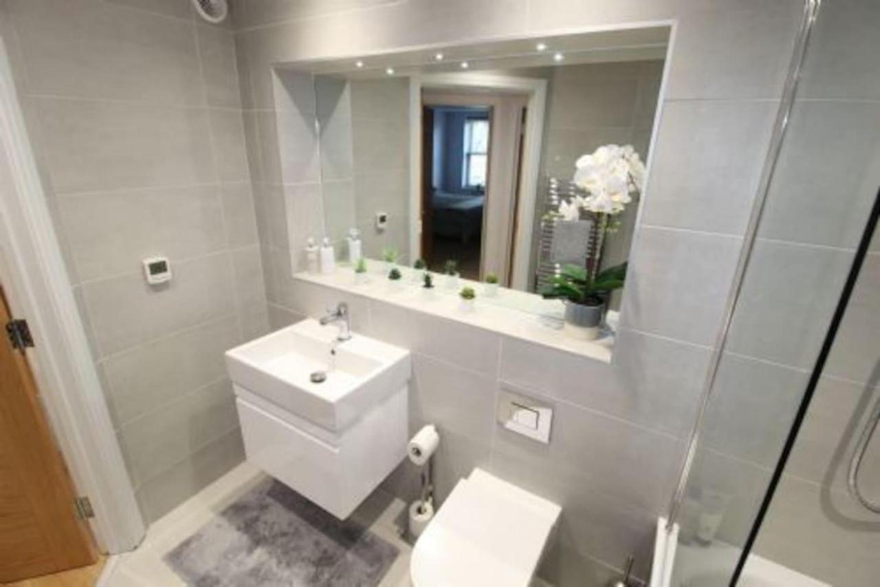 Middle Chine - 2 Bedroom Holiday Home Bournemouth Exterior foto
